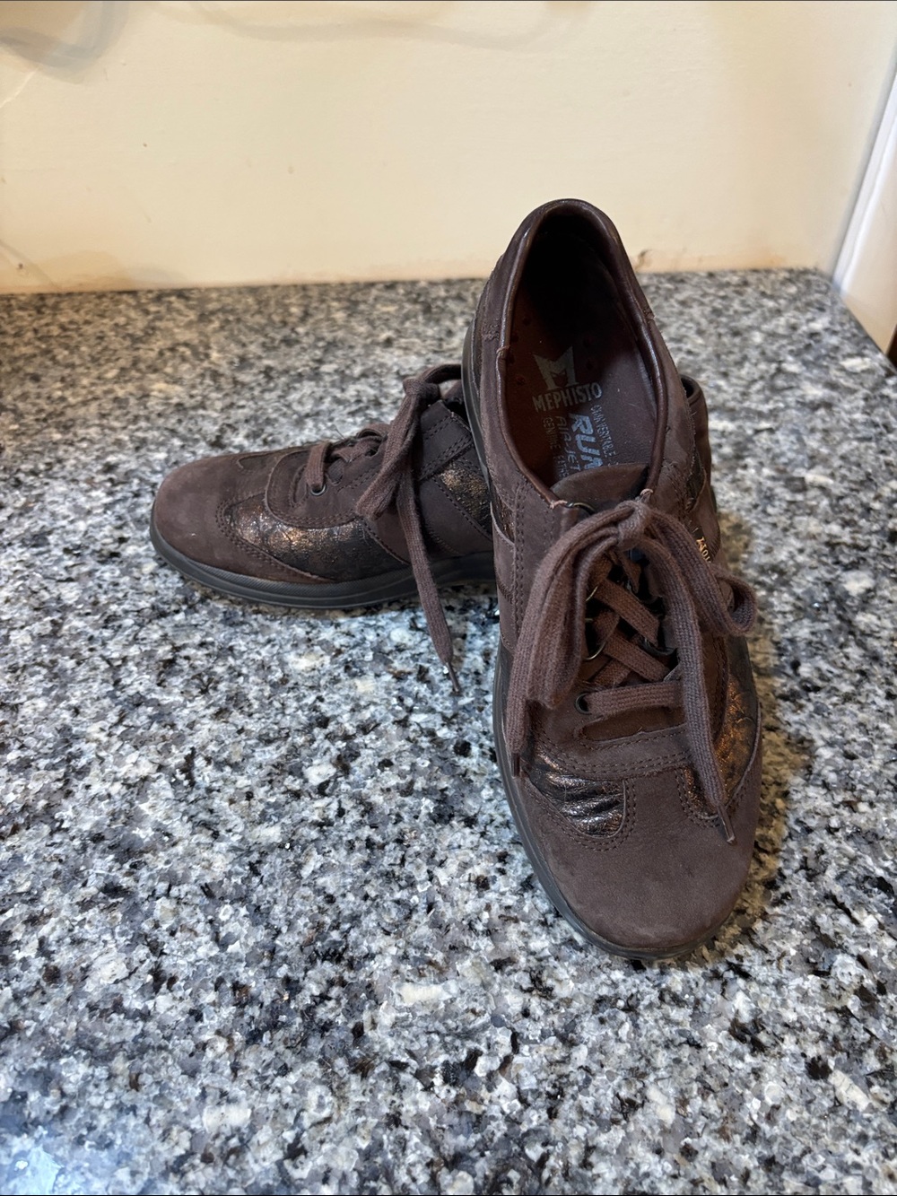 Mephisto Womens Brown Suede Lace-Up Athletic Sneakers